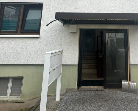 Treppenhausreinigung - R&B Dienstleistungen Treppenhaus im Mehrfamilienhaus - Treppenhaus-Reinigung bei R&B Dienstleistungen in Darmstadt hessenweit anfragen